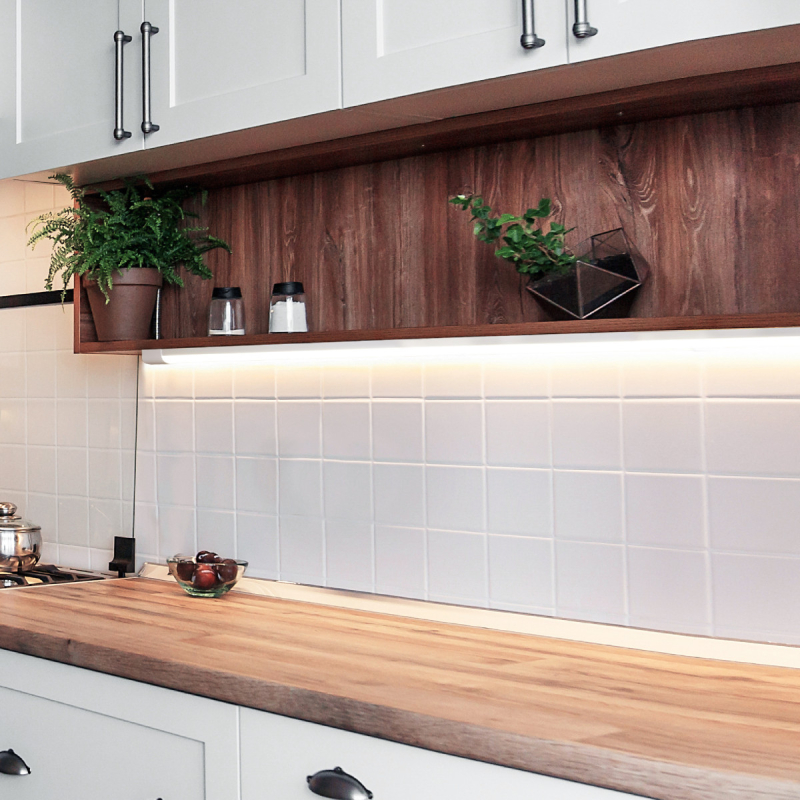 4 x High-Lumen LED Armatur...